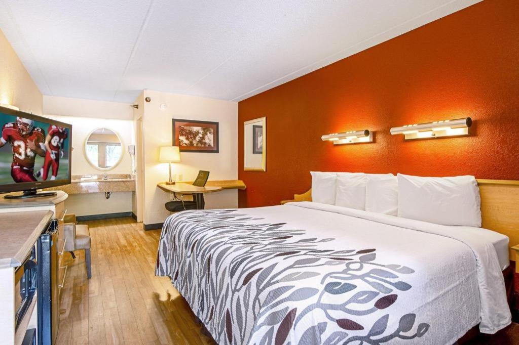 Hotel Red Roof - Orange Park 2*